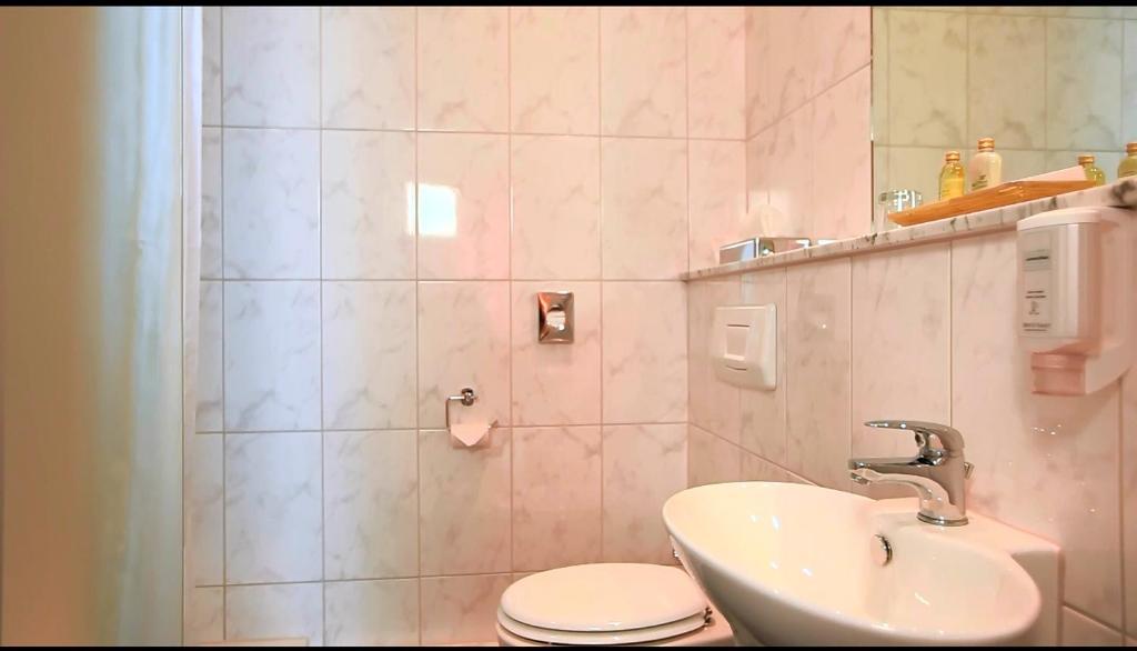 Hotel Royal Elmshorn Room photo