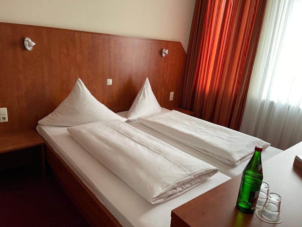 Hotel Royal Elmshorn Exterior photo